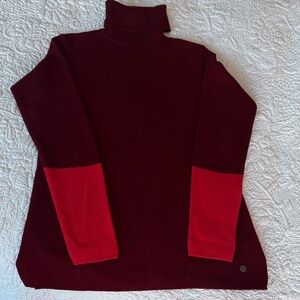 Royal Robbins Burgundy and Red Turtleneck Sweater
